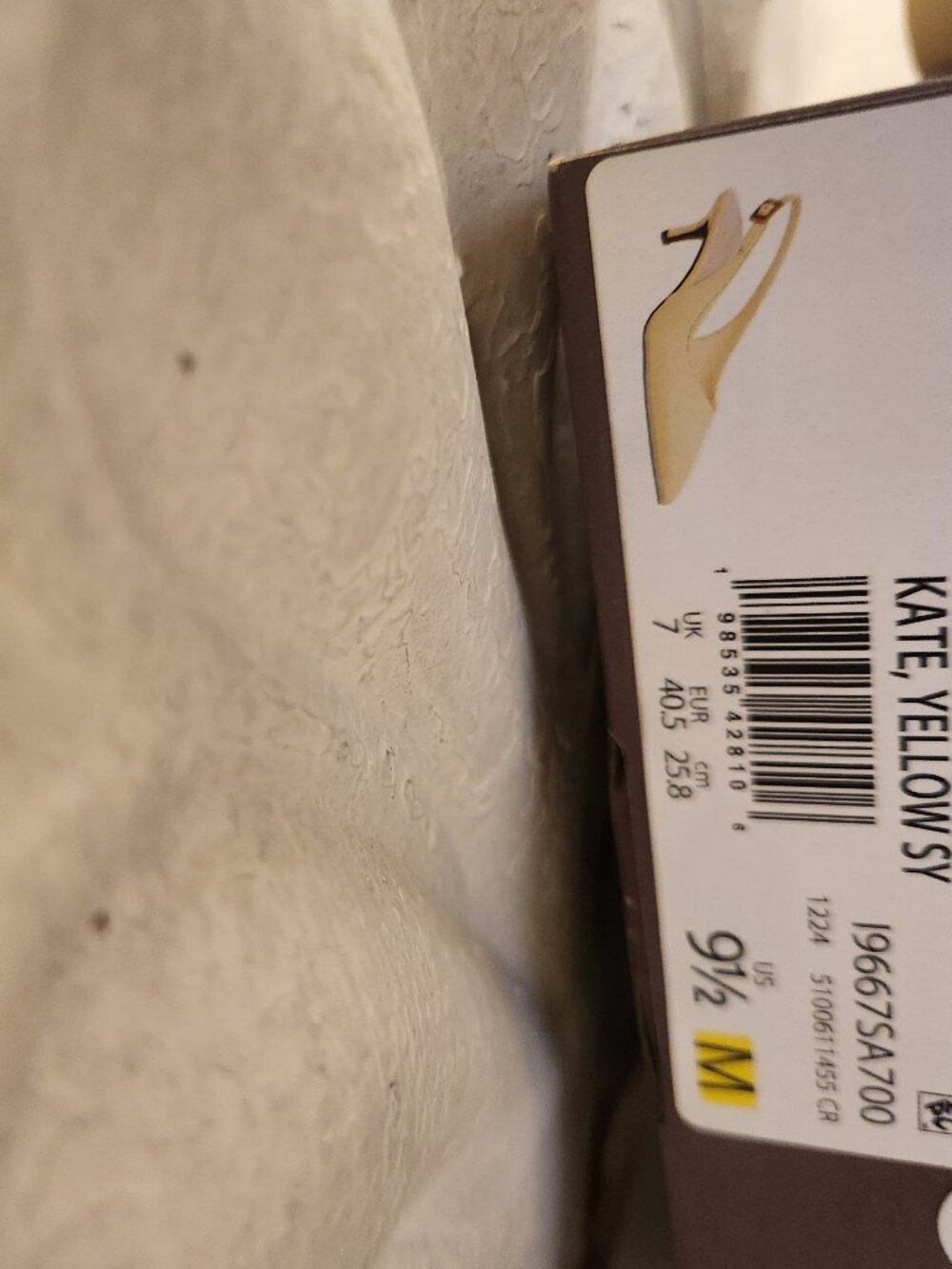 Franco Sarto "Kate" Yellow" Kitten Heeled Slingbacks. NIB. Size 9.5 - Picture 2 of 10